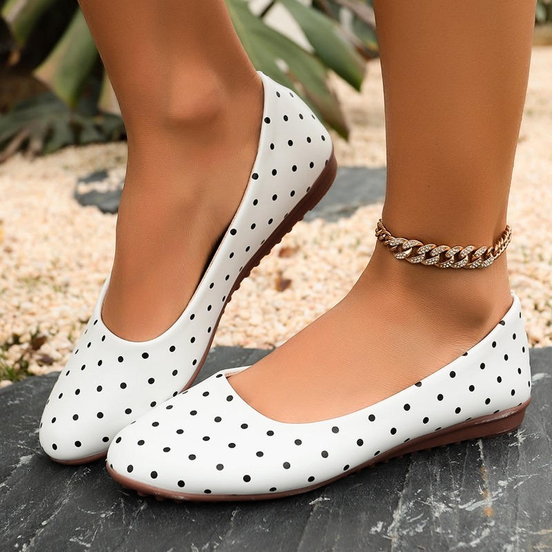 Women Shoes For Walking - أحذية نسائية مسطحة بيضاء منقطة بمقدمة