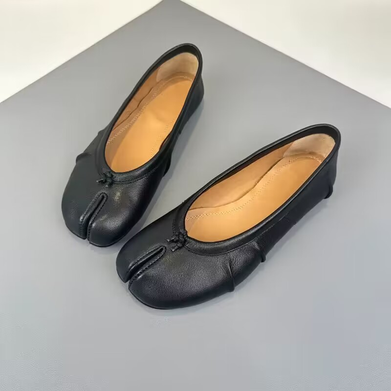 Women Shoes For Walking - أحذية نسائية جديدة مسطحة بمقدمة مقسمة،
