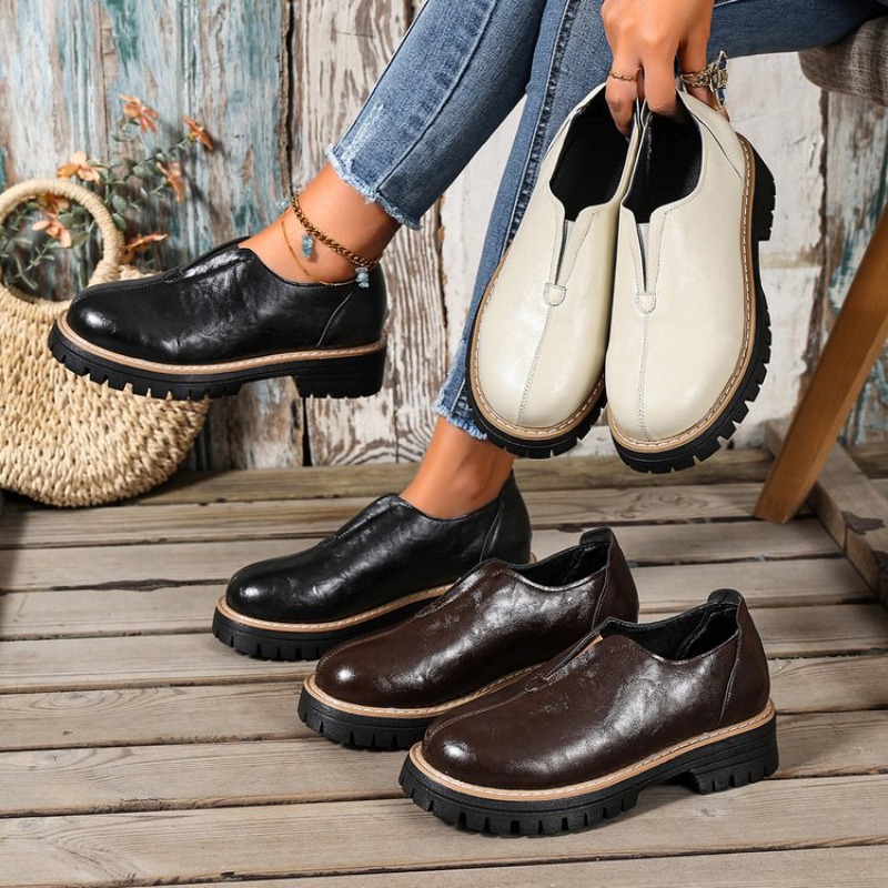 Women Shoes For Walking - أحذية نسائية على الطراز البريطاني القديم