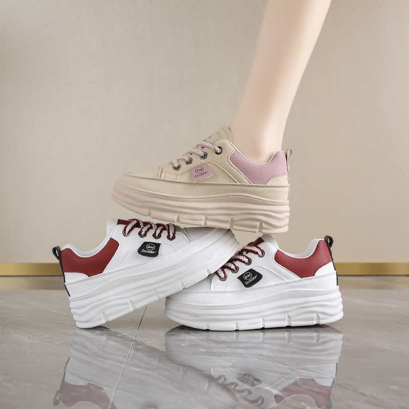 Women Shoes Types - حذاء رياضي نسائي بدون كعب مقاس