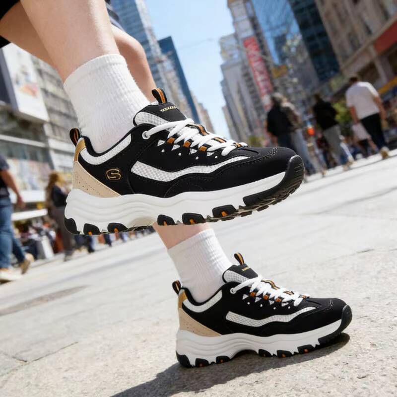 حذاء سكيتشرز دي لايتز الرياضي  - مراجعة Women Shoes Hong Kong وسعره