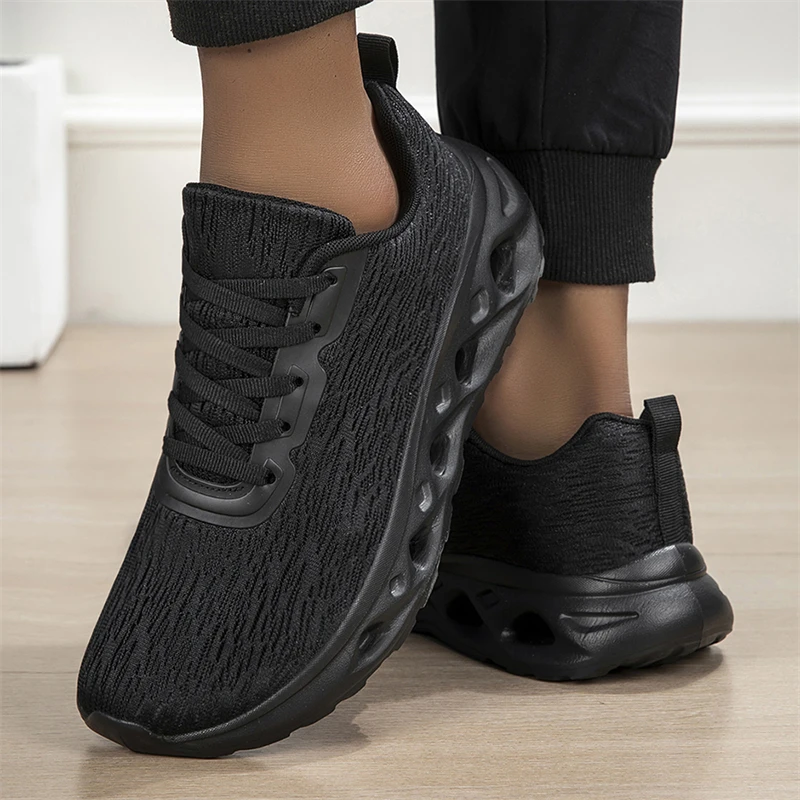 أحذية مشي كبيرة الحجم 36-46 لل - مراجعة Women Shoes Big W وسعره