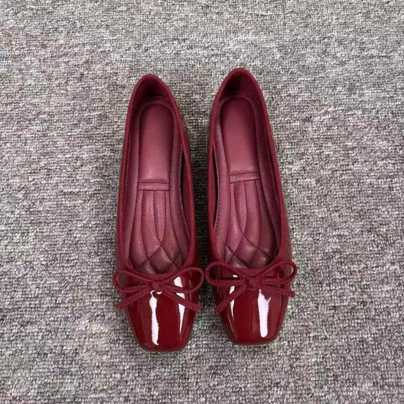 أحذية باليه نسائية بمقدمة مربع - مراجعة Women Shoes Casual وسعره