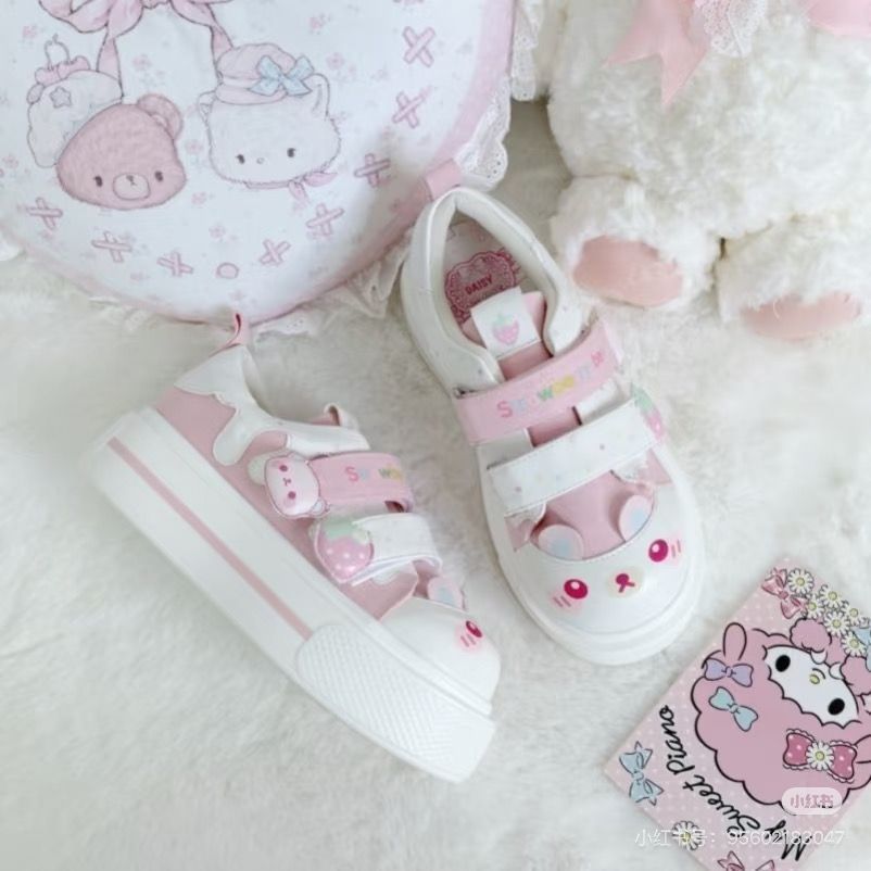أحذية قماشية جديدة لخريف 2026  - مراجعة Women Shoes Store وسعره