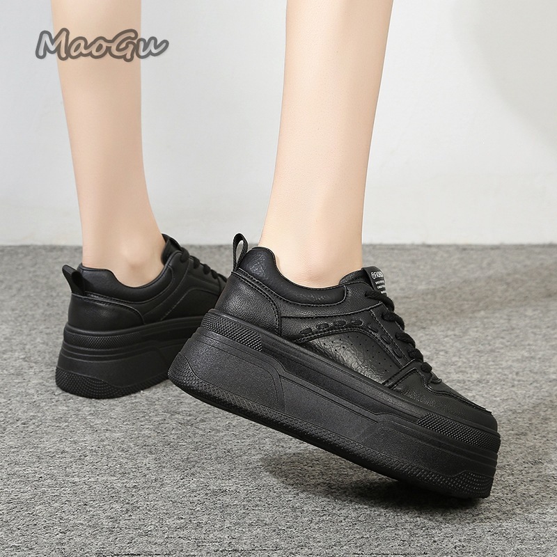 أحذية رياضية بيضاء نسائية لزيا - مراجعة Women Shoes Store وسعره