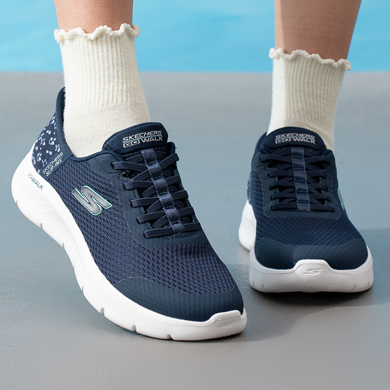 سكيتشرز 125525-NVY حذاء نسائي  - مراجعة Women Shoes Hong Kong وسعره