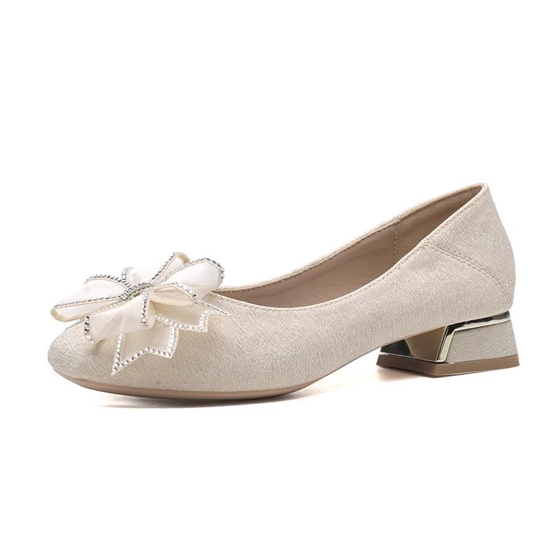 حذاء نسائي لخريف وشتاء 2025 بت - مراجعة Women Shoes Casual وسعره