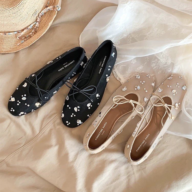 أحذية نسائية أنيقة للصيف مزينة - مراجعة Women Shoes Casual وسعره