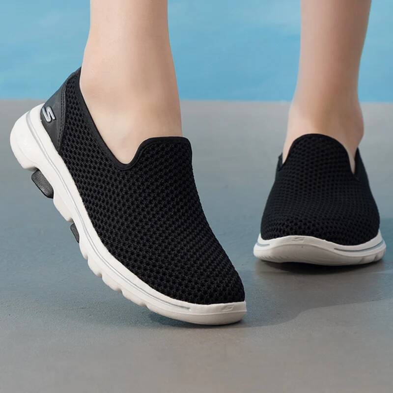سكيتشرز 124163-Bkw حذاء نسائي  - مراجعة Women Shoes Hong Kong وسعره