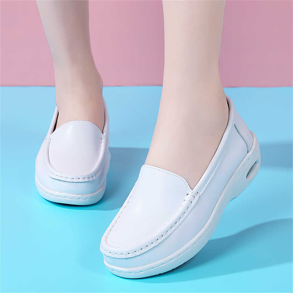 مكتنزة الأبيض وحيد كعب أحذية أ - مراجعة Women Shoes Types وسعره