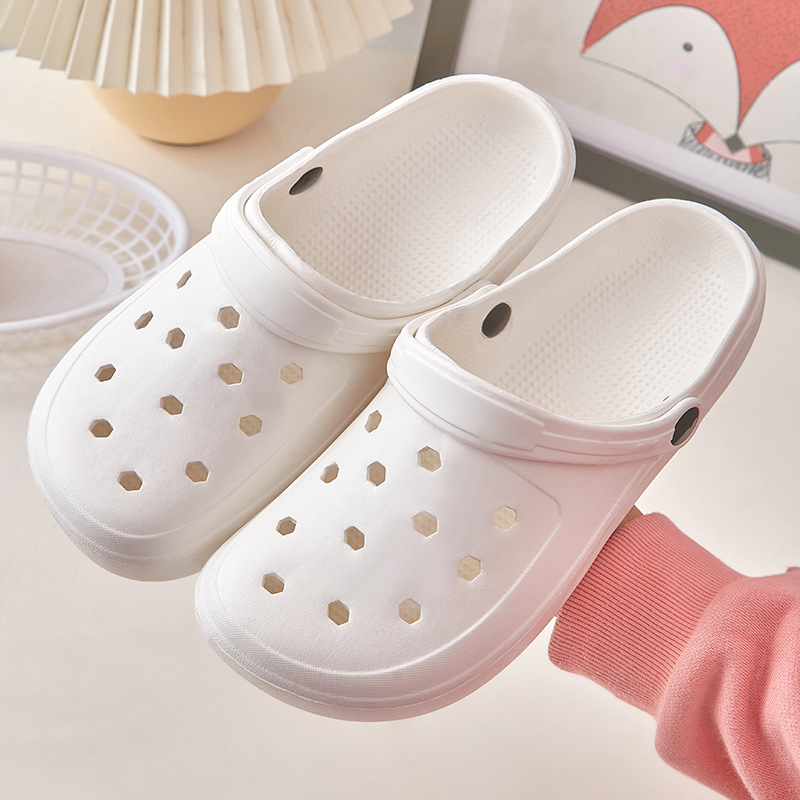 أحذية كاف للارتداء الخارجي في  - مراجعة Women'S Shoes Crocs وسعره