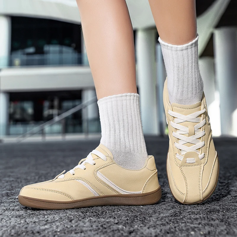 أحذية كبيرة الحجم مقاس 48 واسع - مراجعة Women Shoes Big W وسعره