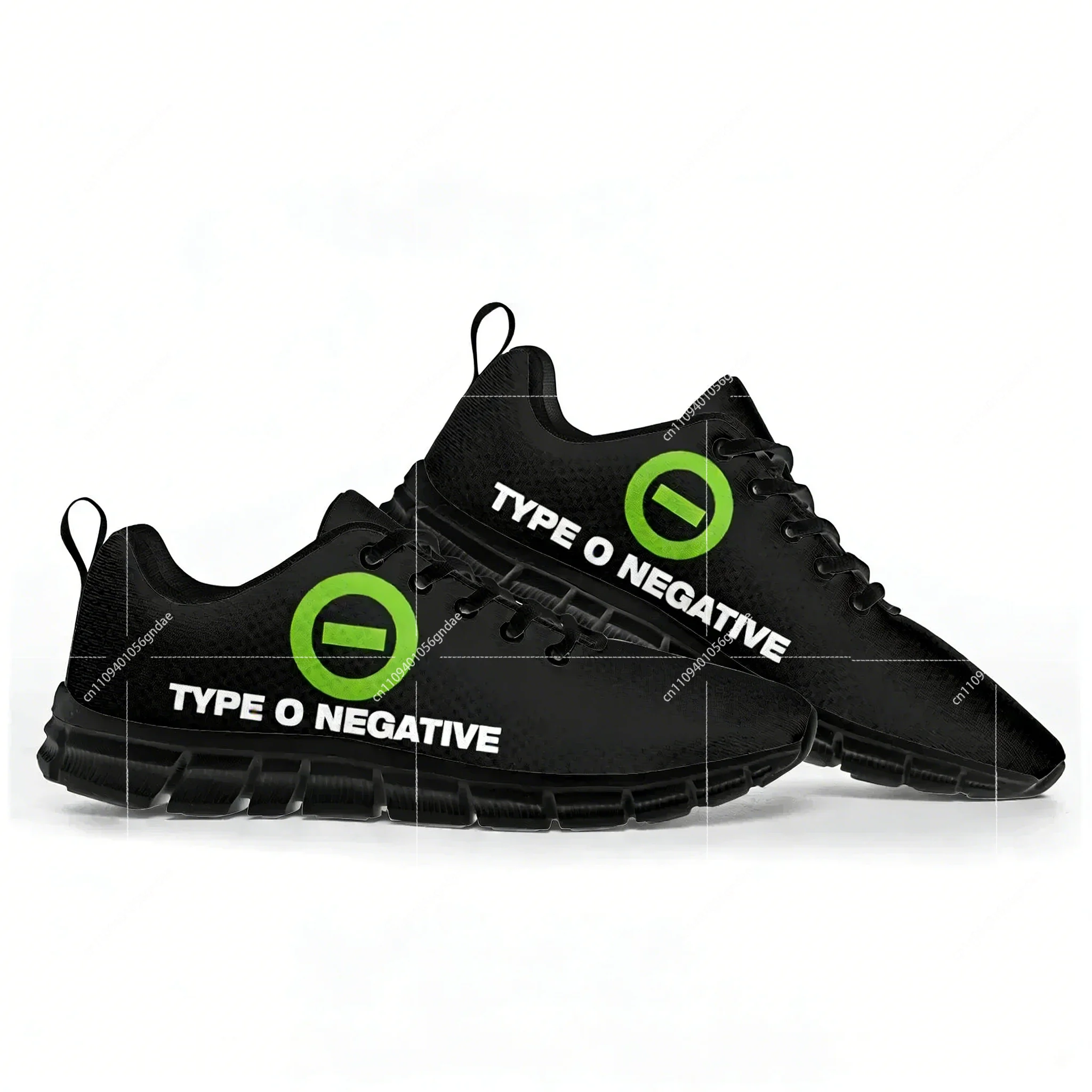 حذاء رياضي من نوع O Negative ب - مراجعة Women Shoes Types وسعره