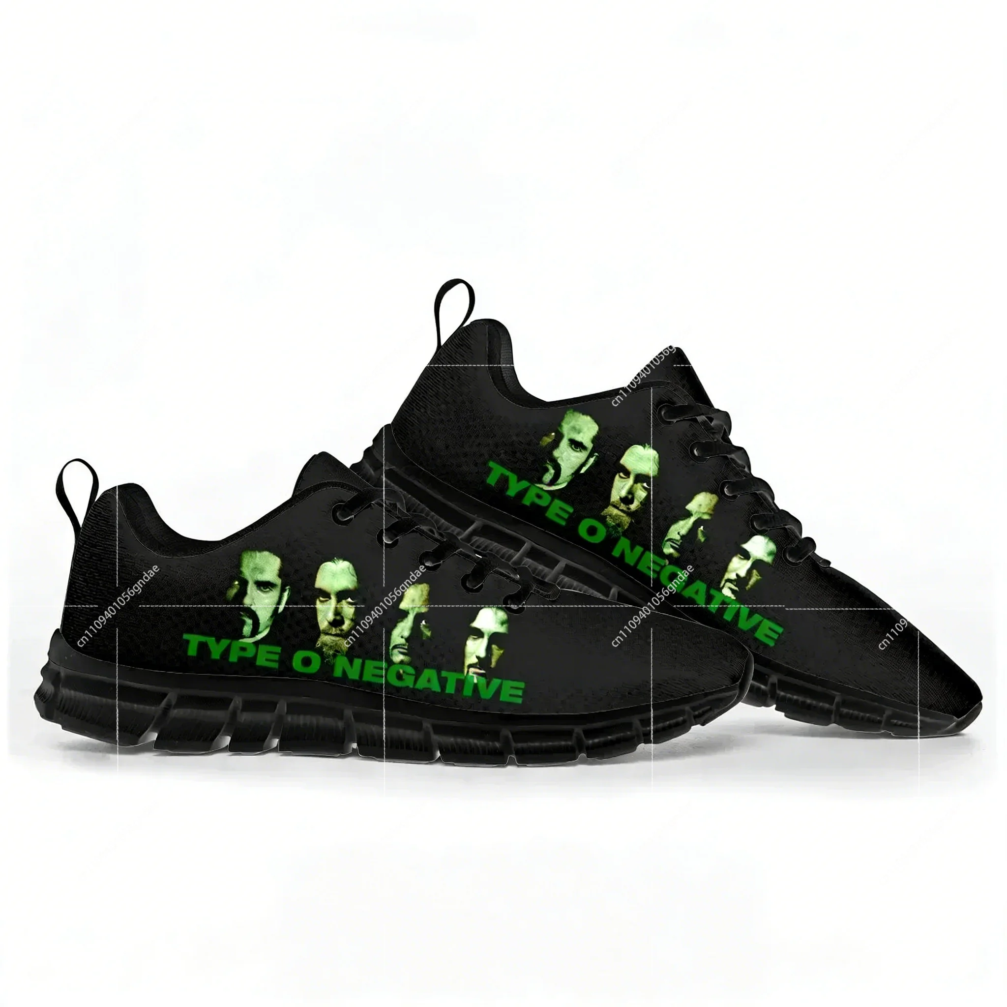 حذاء رياضي من نوع O Negative ب - مراجعة Women Shoes Types وسعره