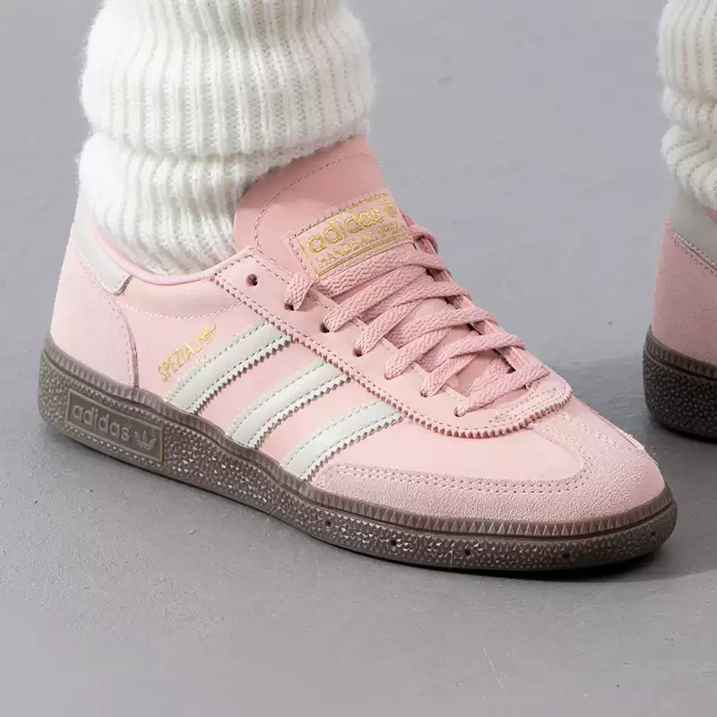 أحذية رياضية أصلية من أديداس ب - مراجعة Women Shoes Hong Kong وسعره