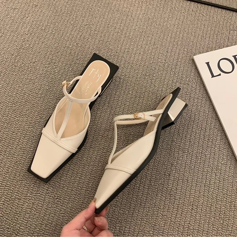 صنادل نسائية بمقدمة مربعة مسطح - مراجعة Women Shoes Zara وسعره