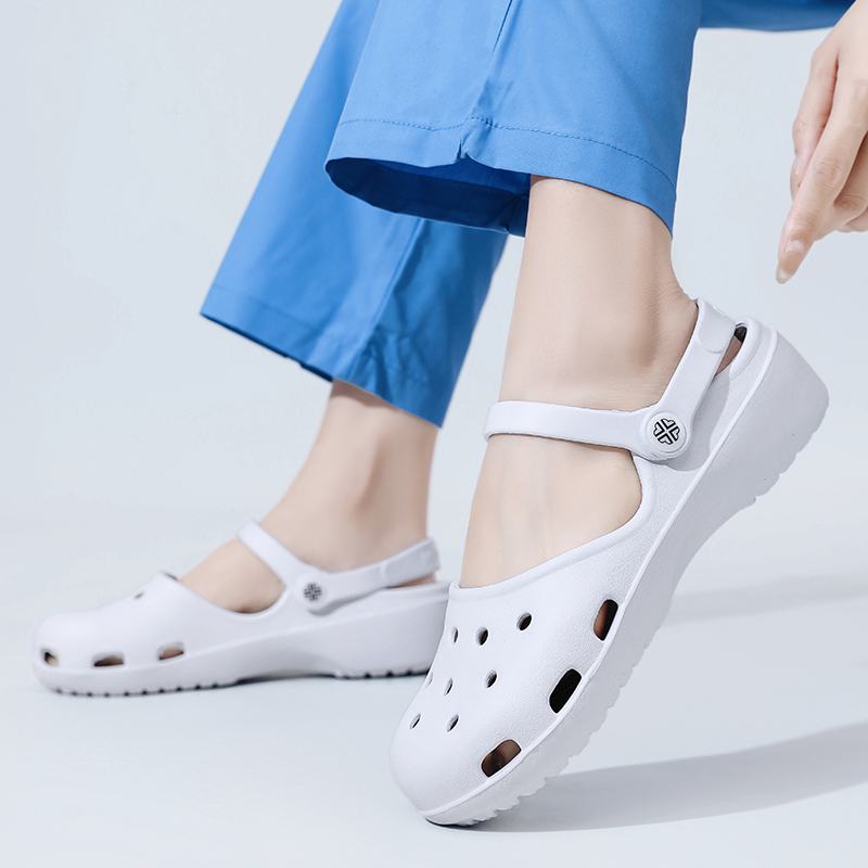 أحذية كروك للنساء، صنادل صيفية - مراجعة Women'S Shoes Crocs وسعره