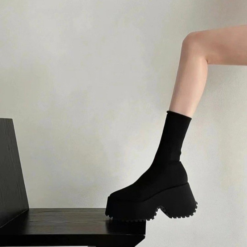 أحذية تشيلسي نسائية بكعب عالٍ  - مراجعة Women'S Shoes Chelsea وسعره